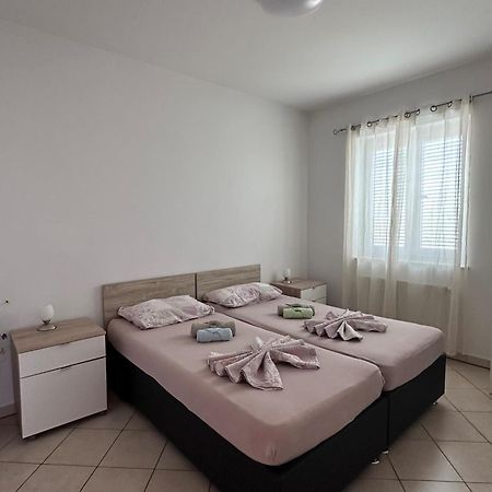 Seaview Apartments Capodistria Esterno foto