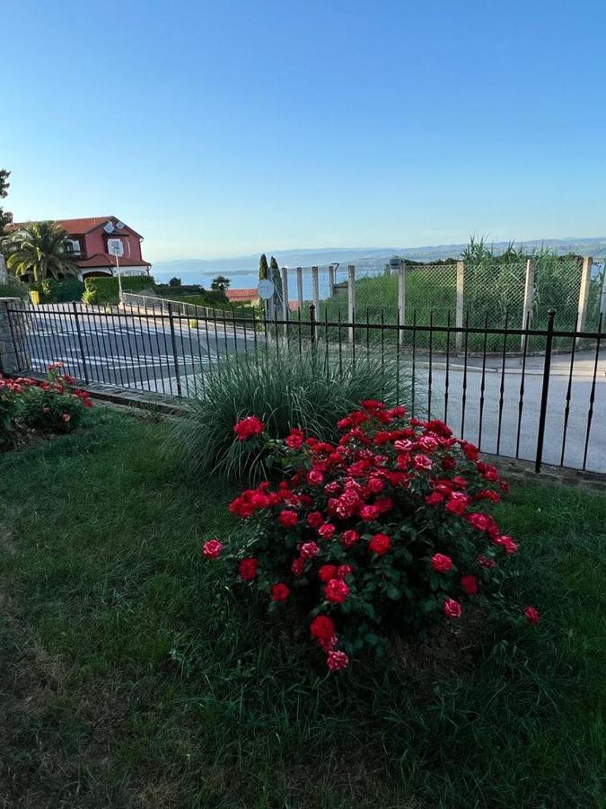 Seaview Apartments Capodistria Esterno foto